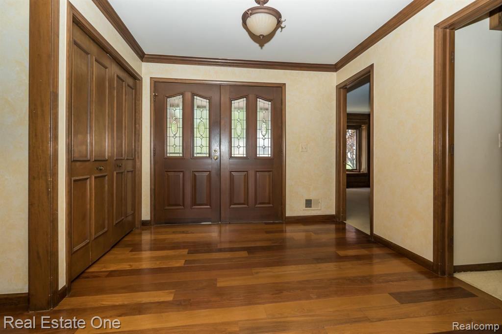 630 Baker Street Rochester Hills, MI 48307 - Photo 29 of 33