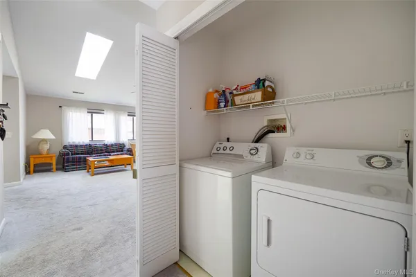 $325,000 | 237 Panorama Boulevard, Poughkeepsie, NY 12603