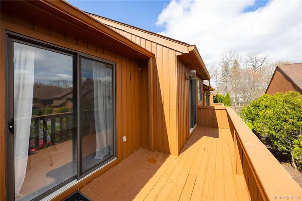 $325,000 | 237 Panorama Boulevard, Poughkeepsie, NY 12603