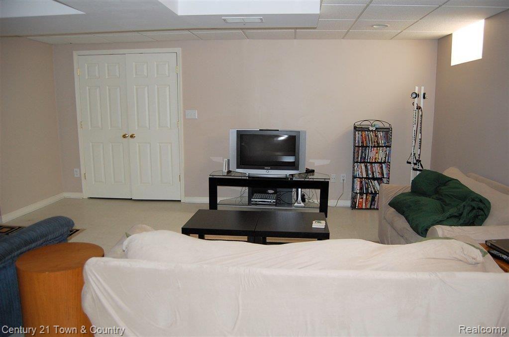 3707 Kenmore Road Berkley, MI 48072 - Photo 16 of 25 Finished LL 2