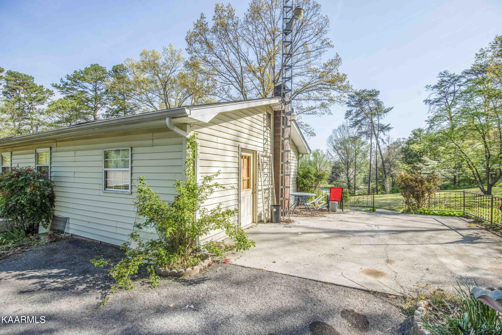 2901 Shipe Road Mascot, TN 37806 - Photo 10 of 42 Gallery Image 10