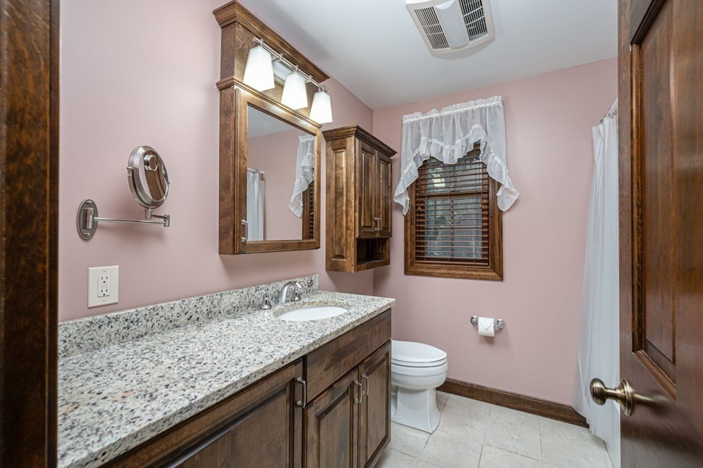 10 Secret Lake Road Phillipston, MA 01331 - Photo 20 of 42