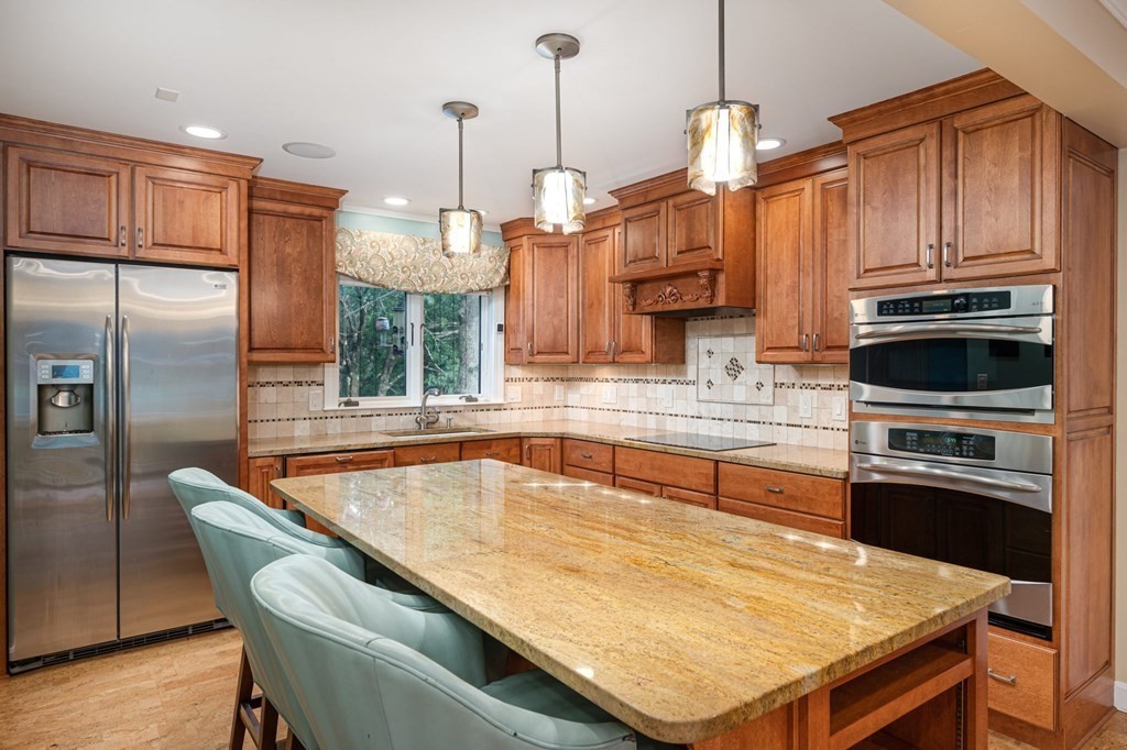 10 Secret Lake Road Phillipston, MA 01331 - Photo 4 of 42