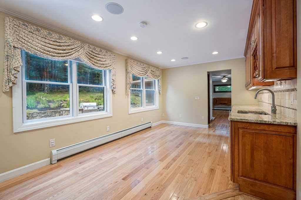 10 Secret Lake Road Phillipston, MA 01331 - Photo 7 of 42