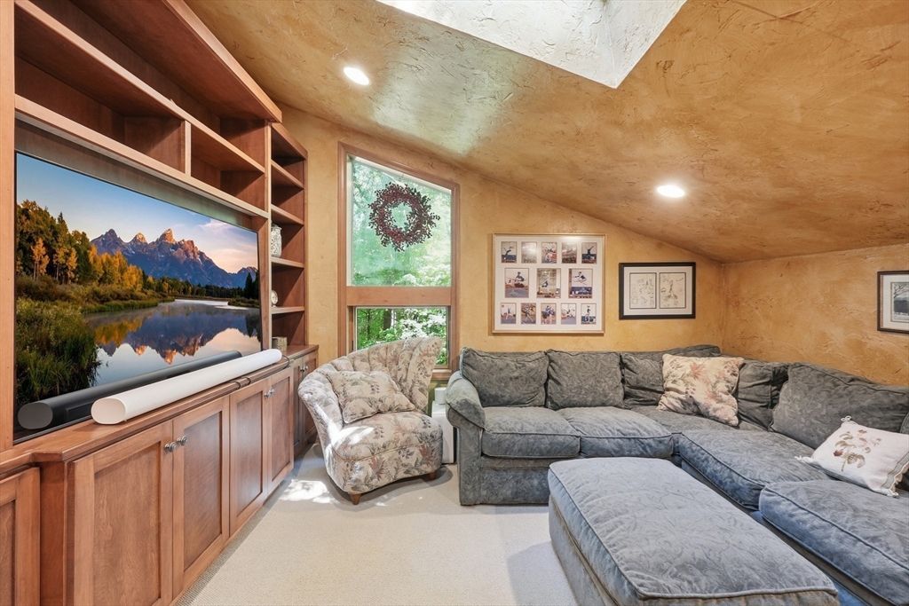 41 Apple Road Brimfield, MA 01010 - Photo 23 of 37