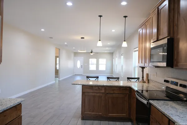 $299,900 | 178 Shadow Valley Drive, San Antonio, TX 78227