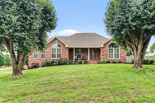 $599,000 | 100 MacIntosh Drive, Springfield, TN 37172
