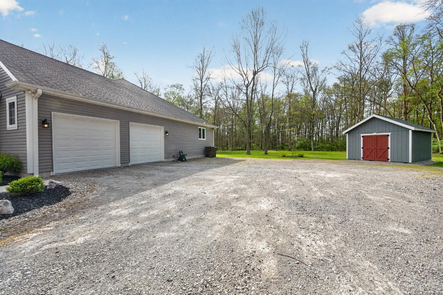 4725 Creekstone Ridge Goshen, OH 45122 - Photo 2 of 51