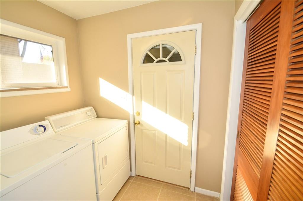 7527 Dean Road Indianapolis, IN 46240 - Photo 17 of 23
