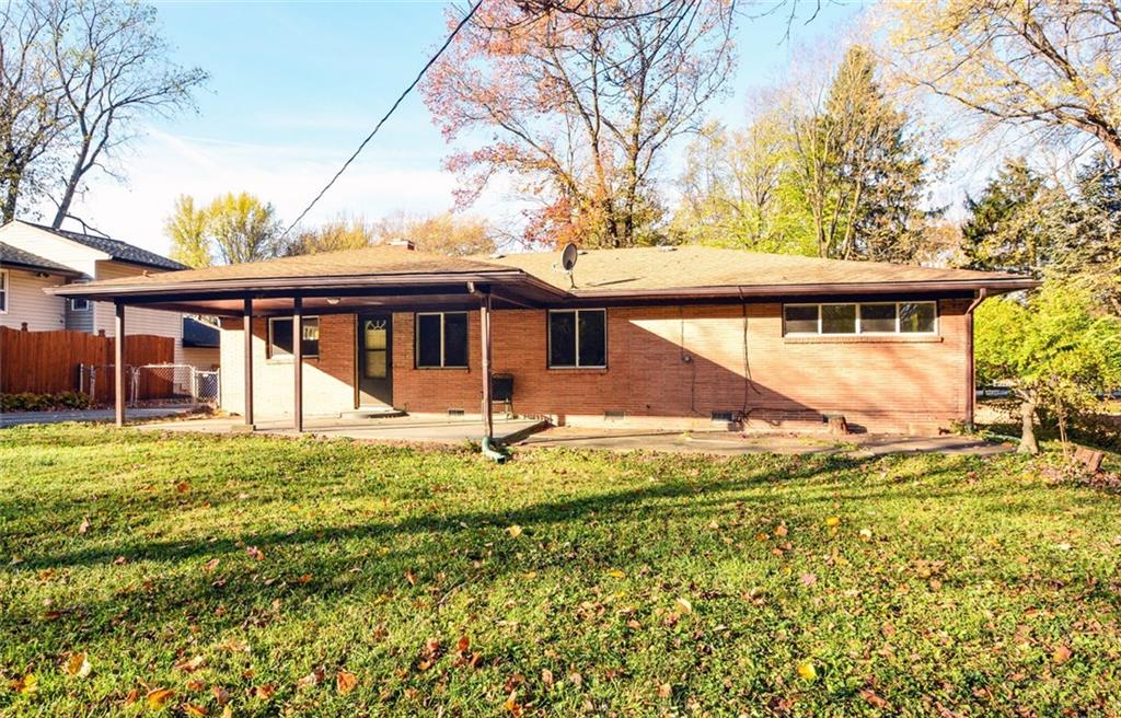 7527 Dean Road Indianapolis, IN 46240 - Photo 19 of 23