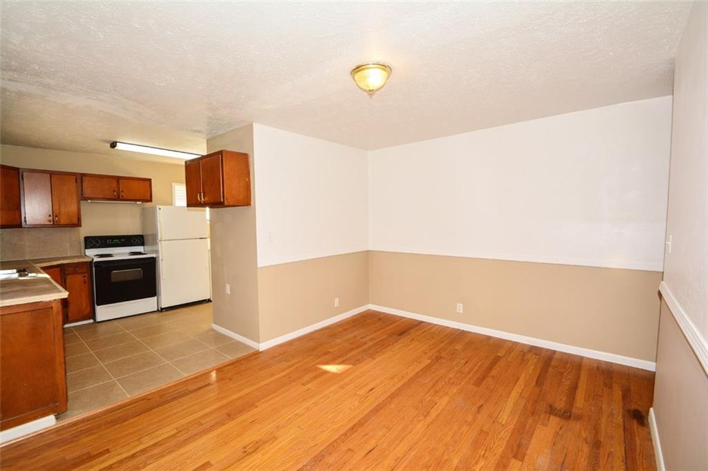7527 Dean Road Indianapolis, IN 46240 - Photo 6 of 23