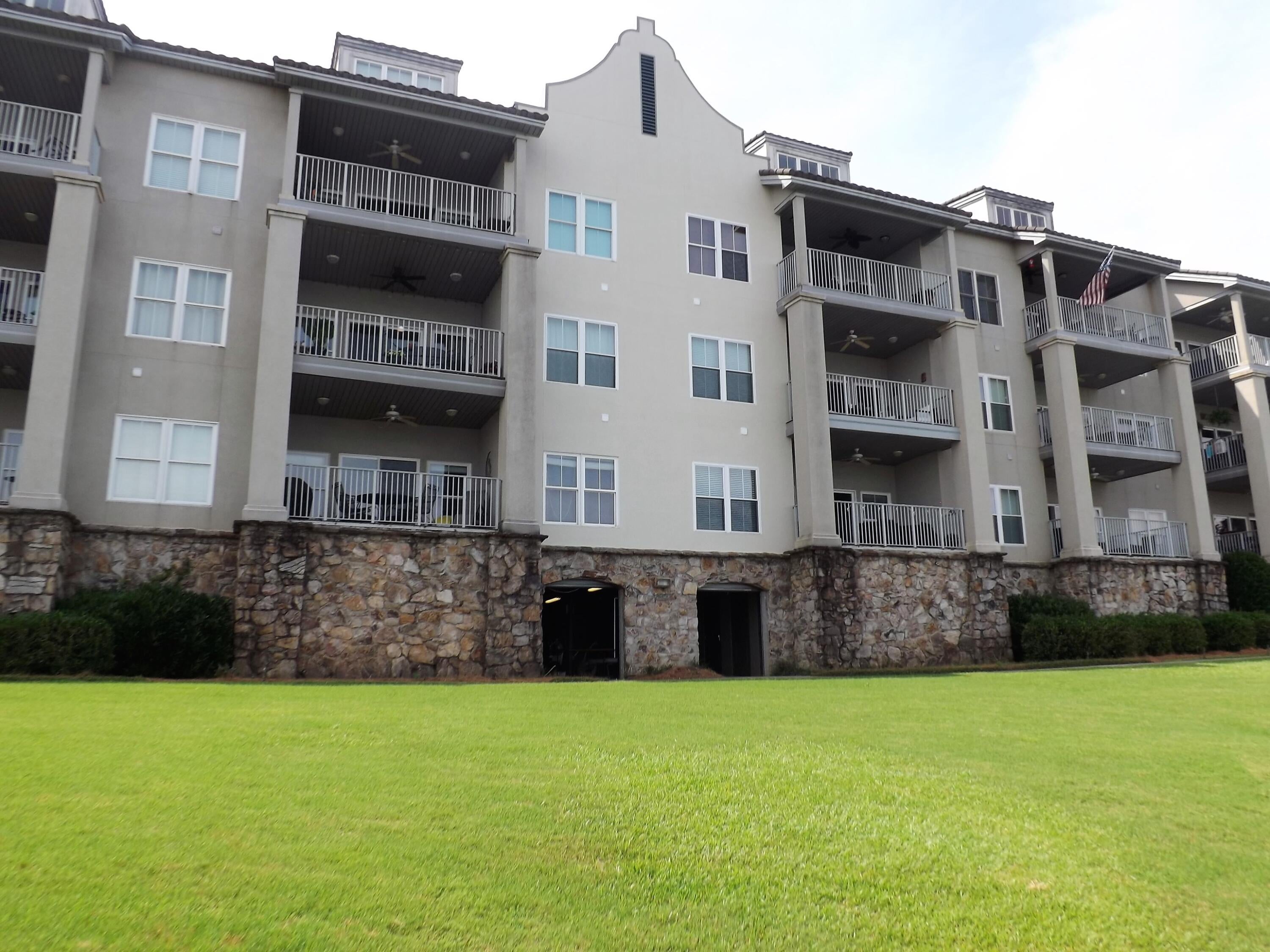 90 Crowne Pointe Road, Unit 204 Dadeville, AL 36853 - Photo 1 of 1 Gallery Image 1