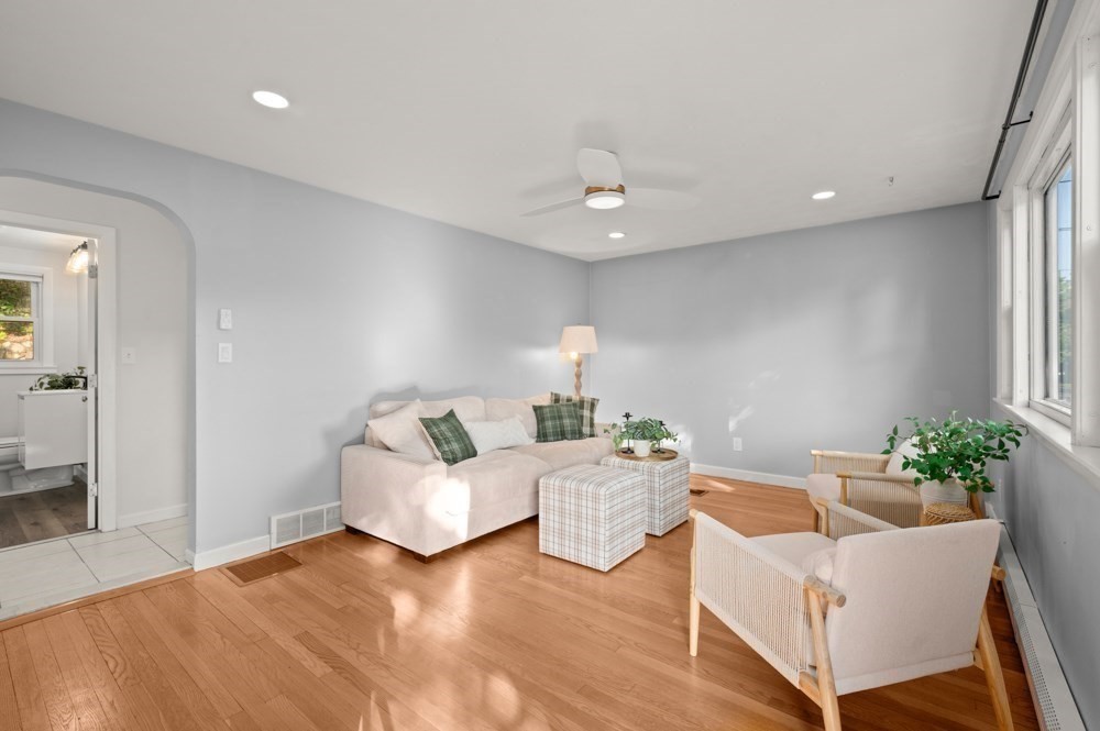 24 Greenwood Road Peabody, MA 01960 - Photo 6 of 31