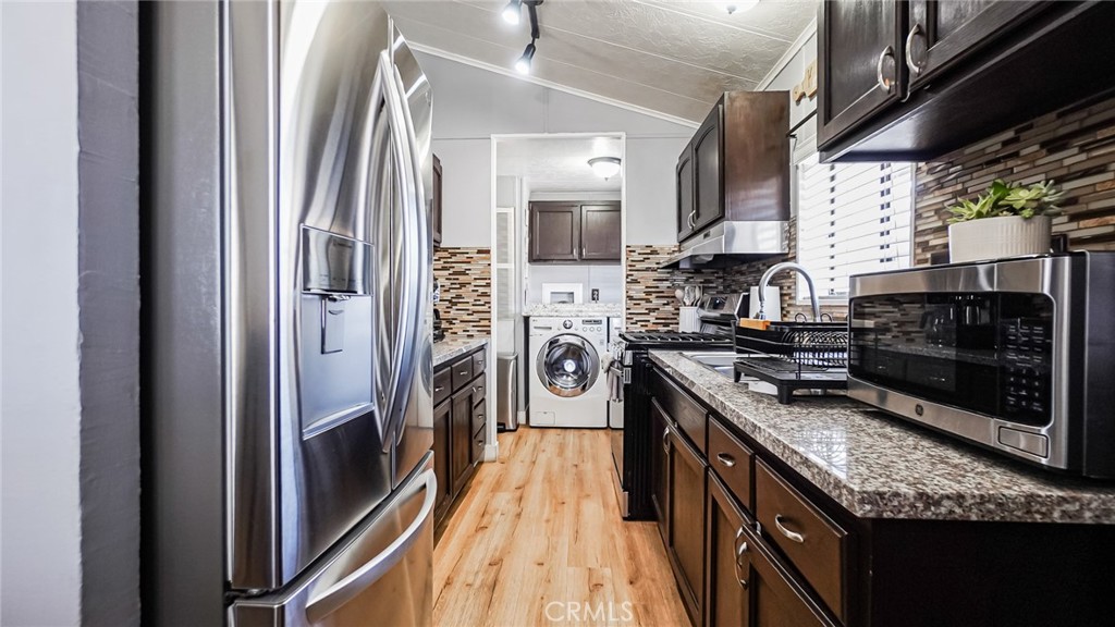 20806 Gridley Road, Unit 48A Lakewood, CA 90715 - Photo 7 of 50