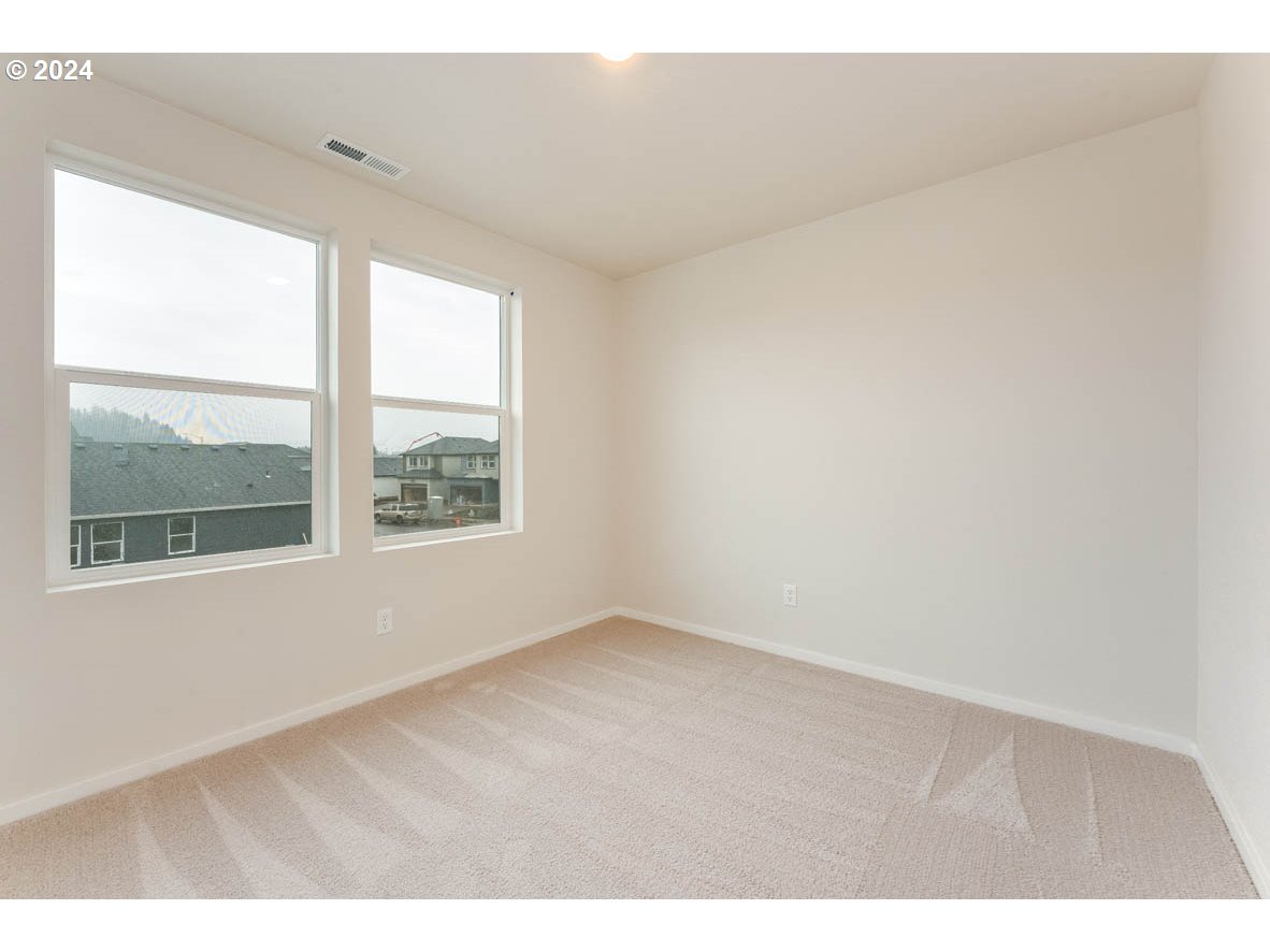 2654 U Street Springfield, OR 97477 - Photo 13 of 27