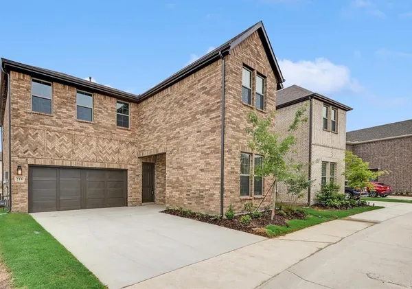 $3,700 | 218 Woodson Street, Irving, TX 75063