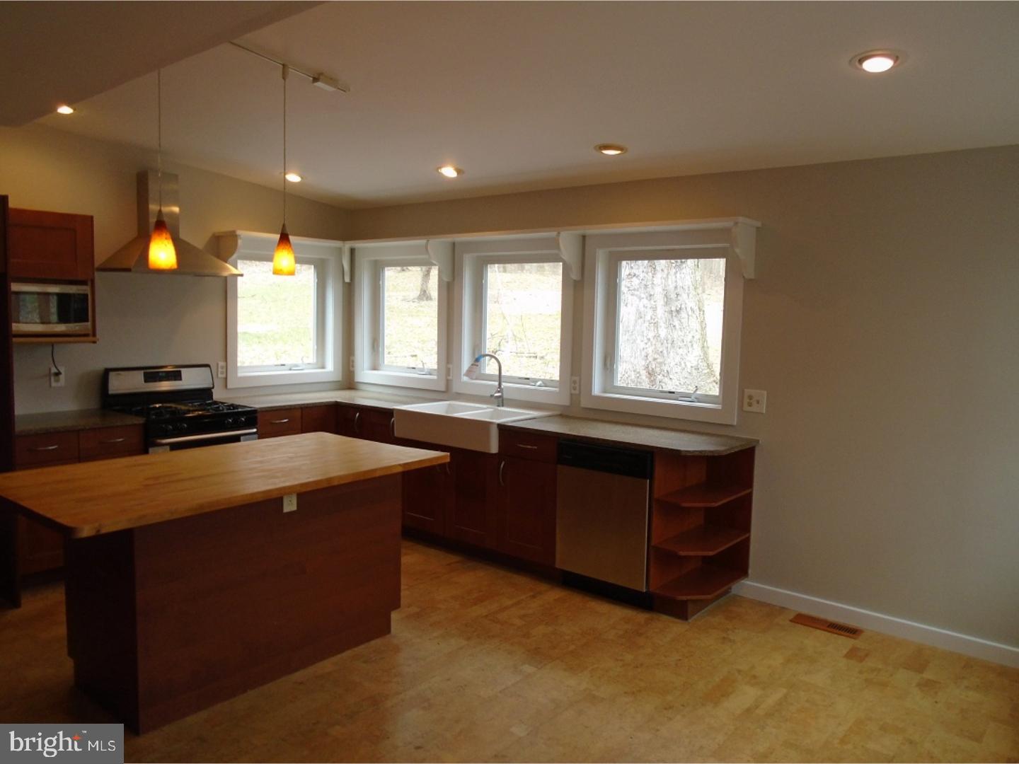 1411 Evans Road Pottstown, PA 19465 - Photo 2 of 15 Kitchen