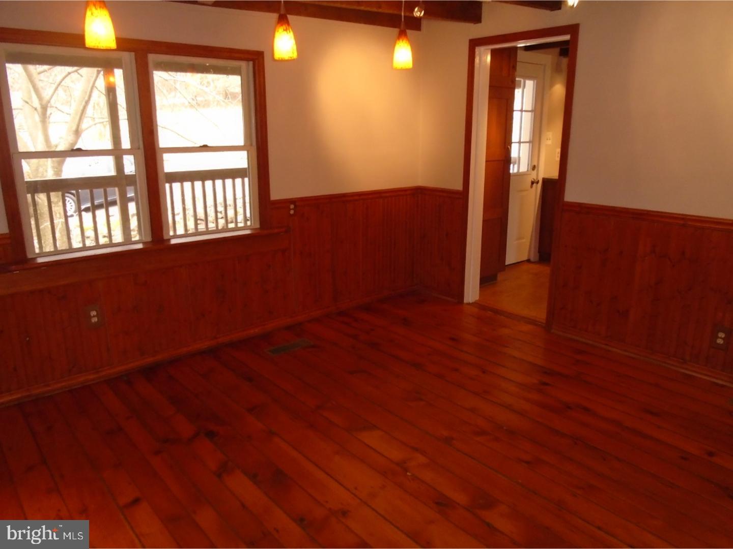 1411 Evans Road Pottstown, PA 19465 - Photo 5 of 15 Dining Room