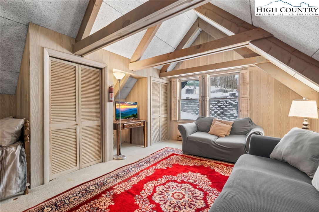 905 Charter Hills Road Beech Mountain, NC 28604 - Photo 20 of 33