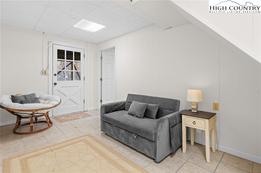 905 Charter Hills Road Beech Mountain, NC 28604 - Photo 27 of 33