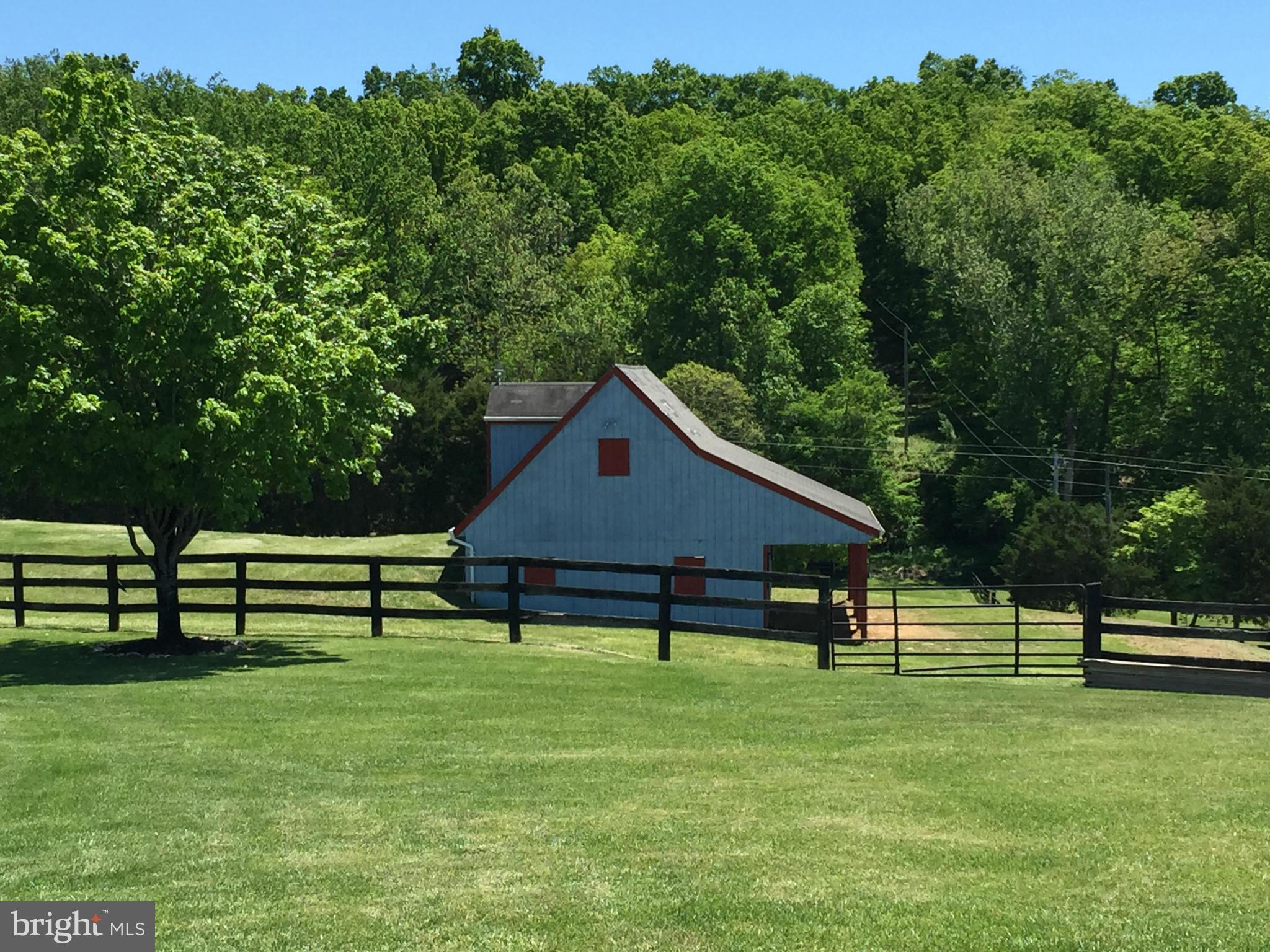 6680 Carters Run Road Warrenton, VA 20186 - Photo 5 of 30 Exterior (Front)