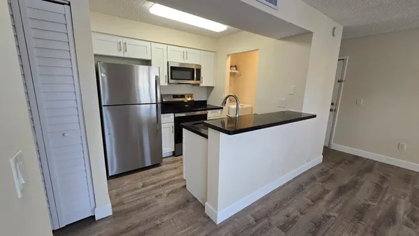 $1,650 | 1259 Southwest 46th Avenue, Unit 1907, Pompano Beach, FL 33069