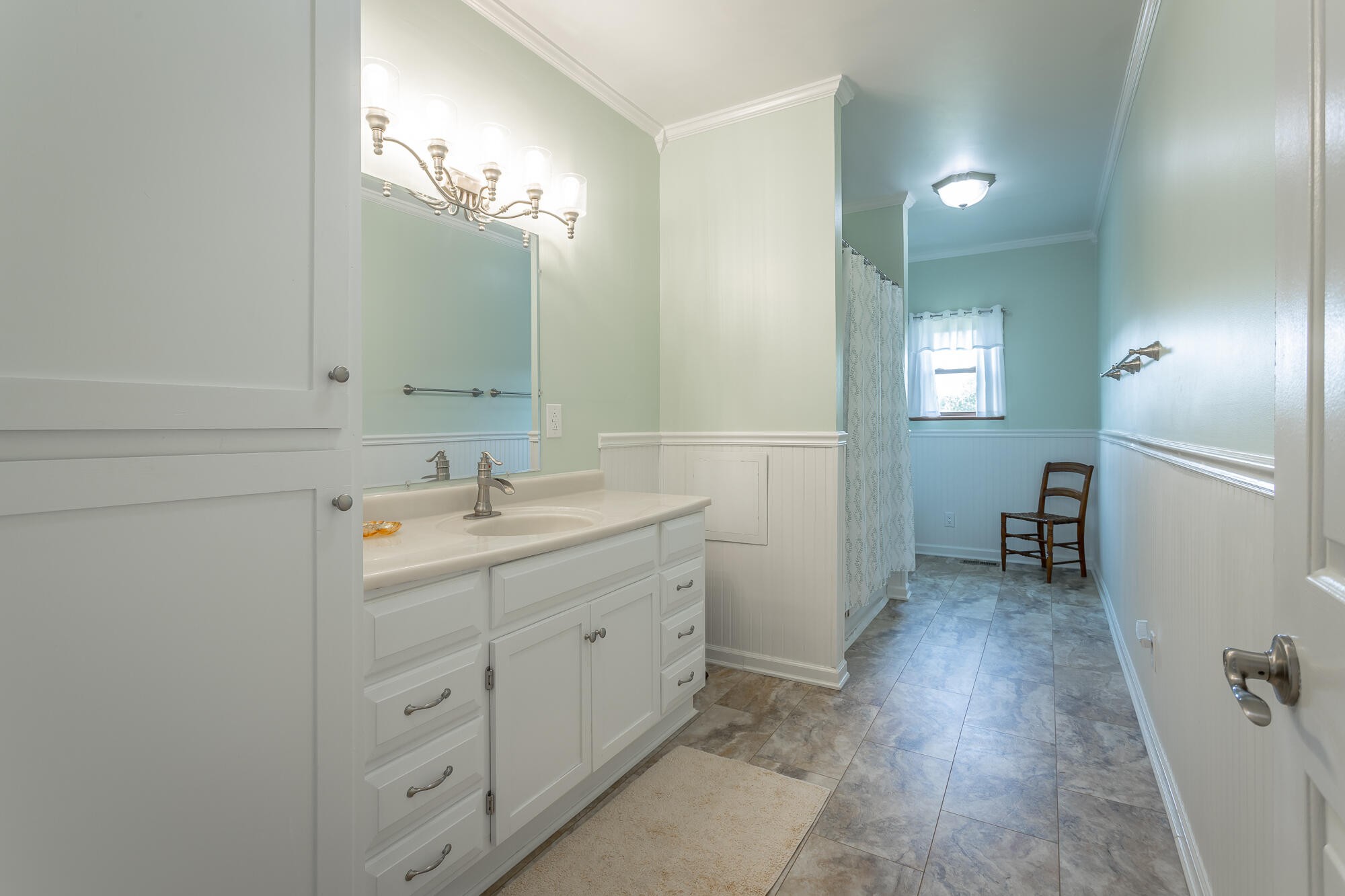 2195 Myers Road Pikeville, TN 37367 - Photo 56 of 100 a bathroom with a sink vanity and mirror