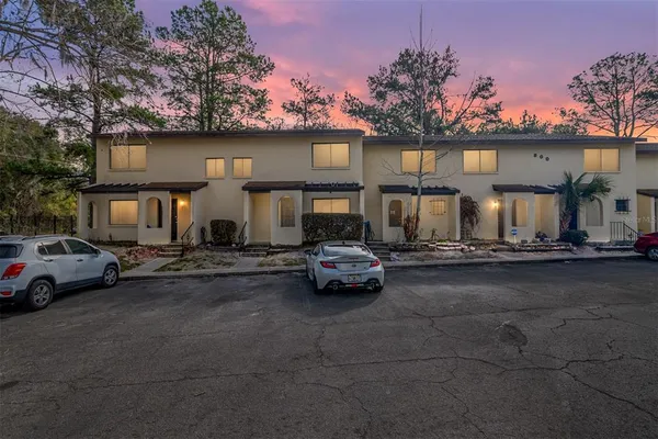 $171,500 | 2735 Southwest 35th Place, Unit 801, Gainesville, FL 32608