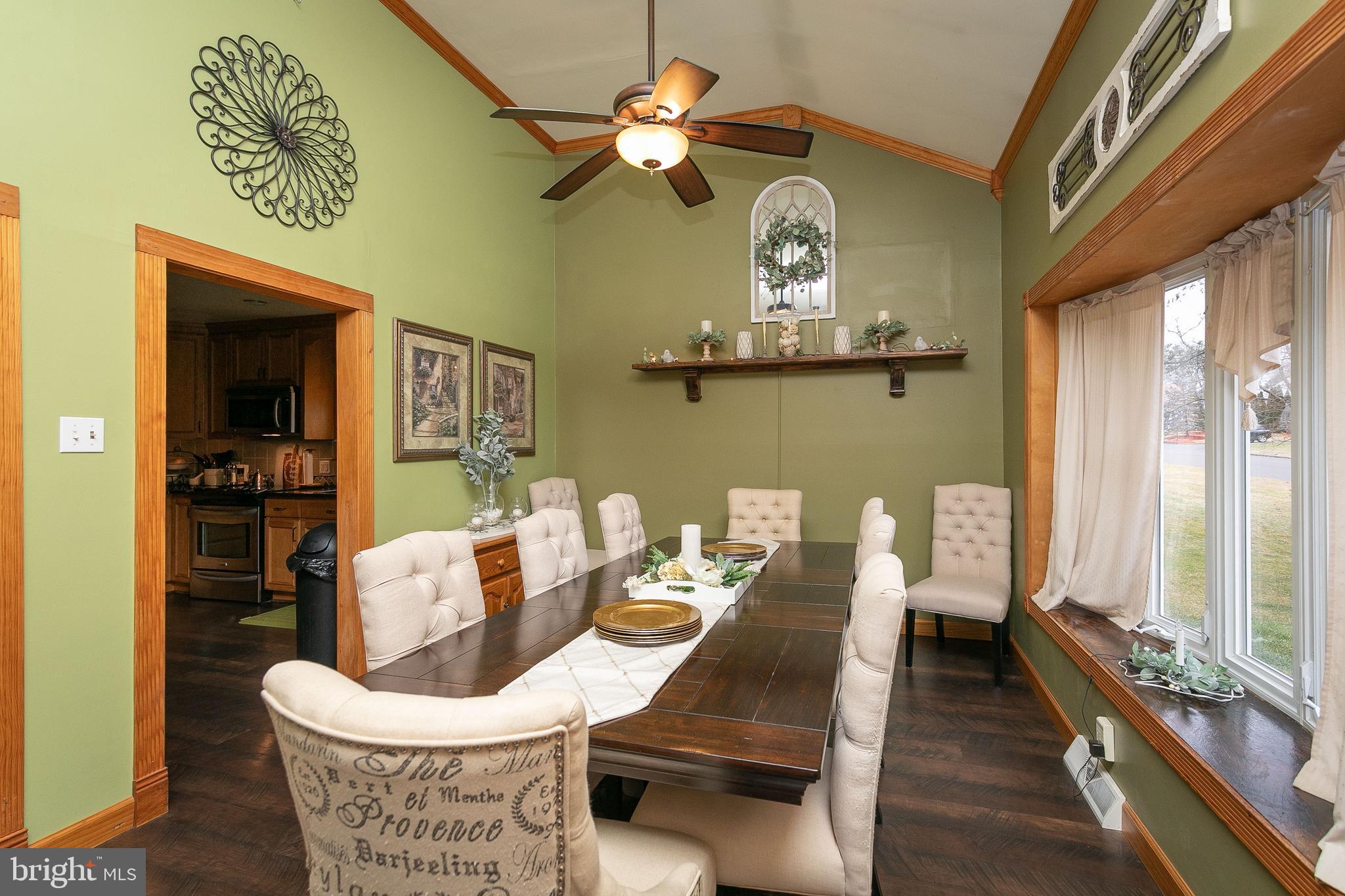 164 Crockett Road Warminster, PA 18974 - Photo 3 of 29 Gallery Image 3