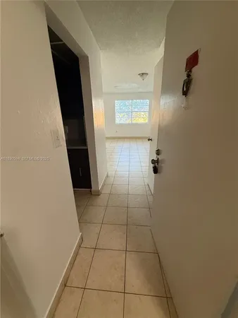 $259,800 | 1305 West 53rd Street, Unit 406, Hialeah, FL 33012