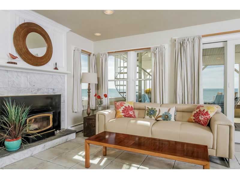 119 Atlantic Avenue Westerly, RI 02891 - Photo 13 of 25 Den/Family/Great Room.