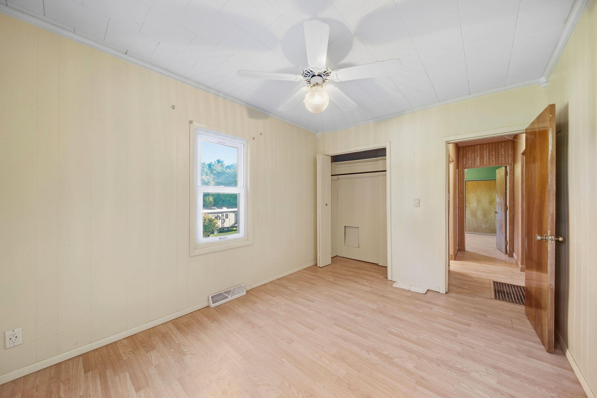 714 South Sutton Road Jackson, MI 49203 - Photo 13 of 35 15-web-or-mls-DSC08435