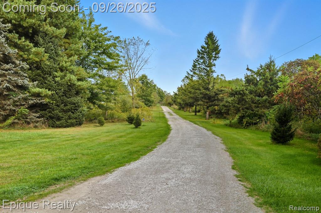 6481 Byron Road Howell, MI 48855 - Photo 31 of 37