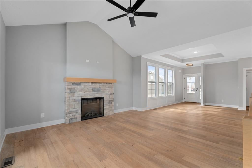 8213 Aurora Street Lenexa, KS 66220 - Photo 16 of 45