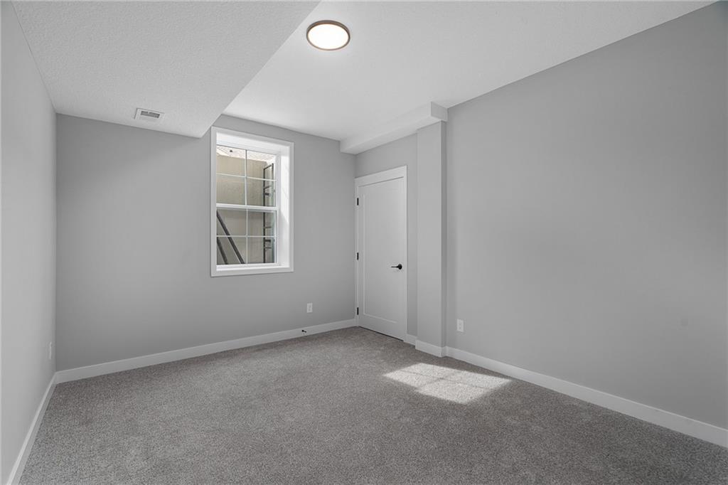 8213 Aurora Street Lenexa, KS 66220 - Photo 29 of 45