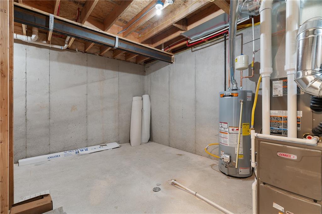 8213 Aurora Street Lenexa, KS 66220 - Photo 34 of 45