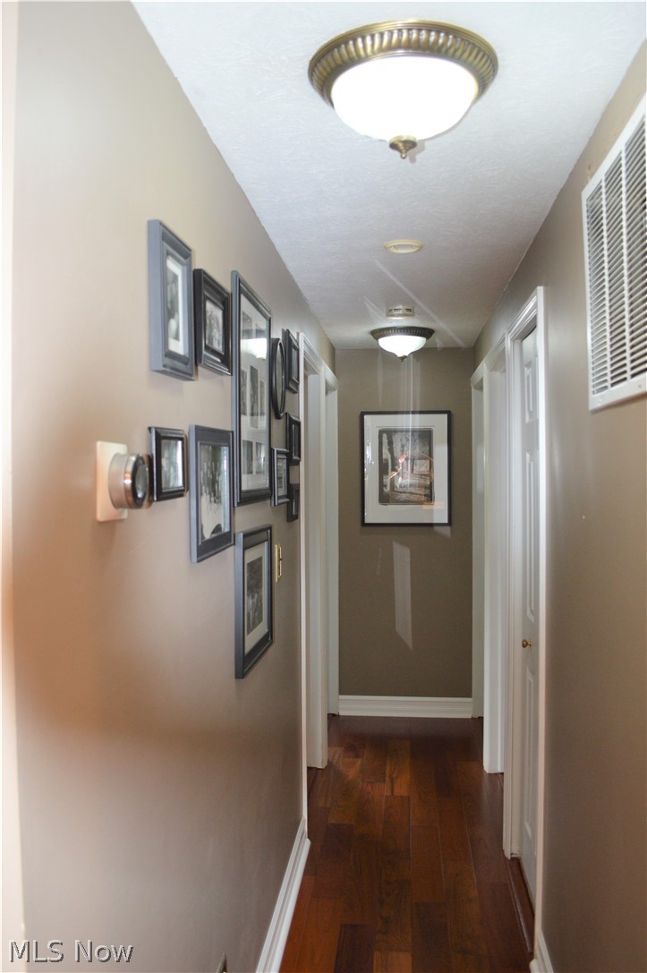 9970 Bell Road Newbury, OH 44065 - Photo 20 of 32 Gallery Image 20