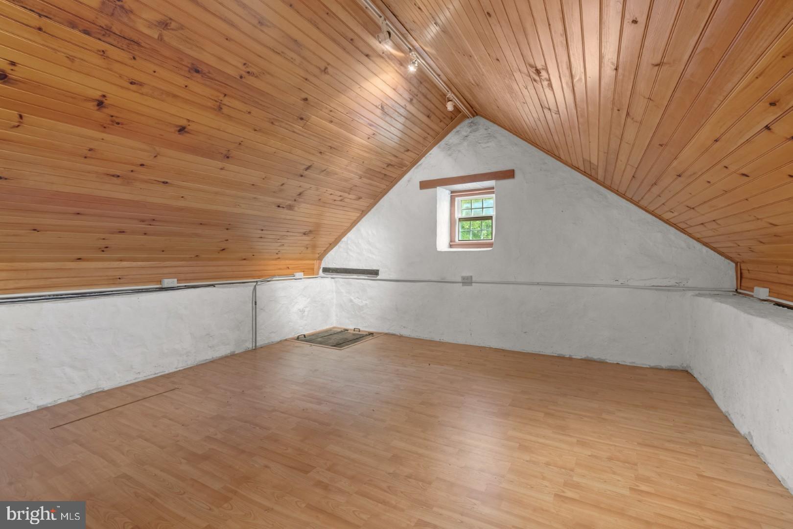 1160 Old Bernville Road Reading, PA 19605 - Photo 80 of 111 Gallery Image 80