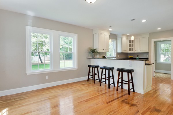 79 Hartwell Road Bedford, MA 01730 - Photo 11 of 28 Gallery Image 11