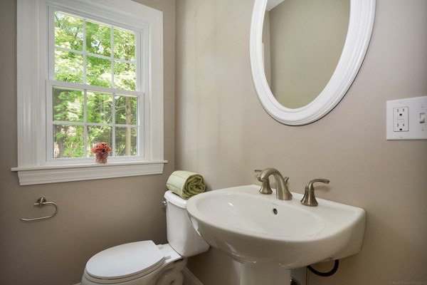 79 Hartwell Road Bedford, MA 01730 - Photo 14 of 28 Gallery Image 14