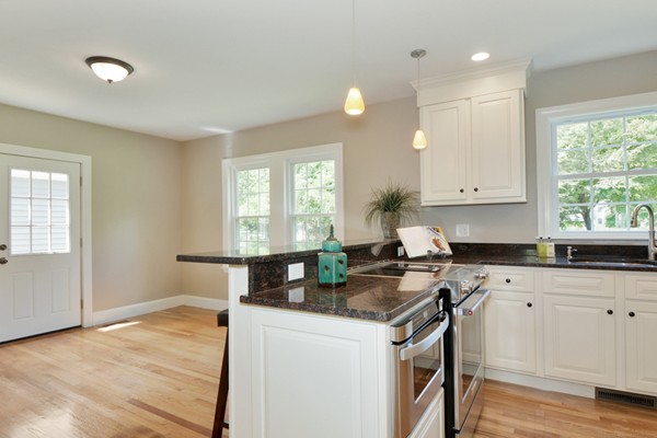 79 Hartwell Road Bedford, MA 01730 - Photo 10 of 28 Gallery Image 10