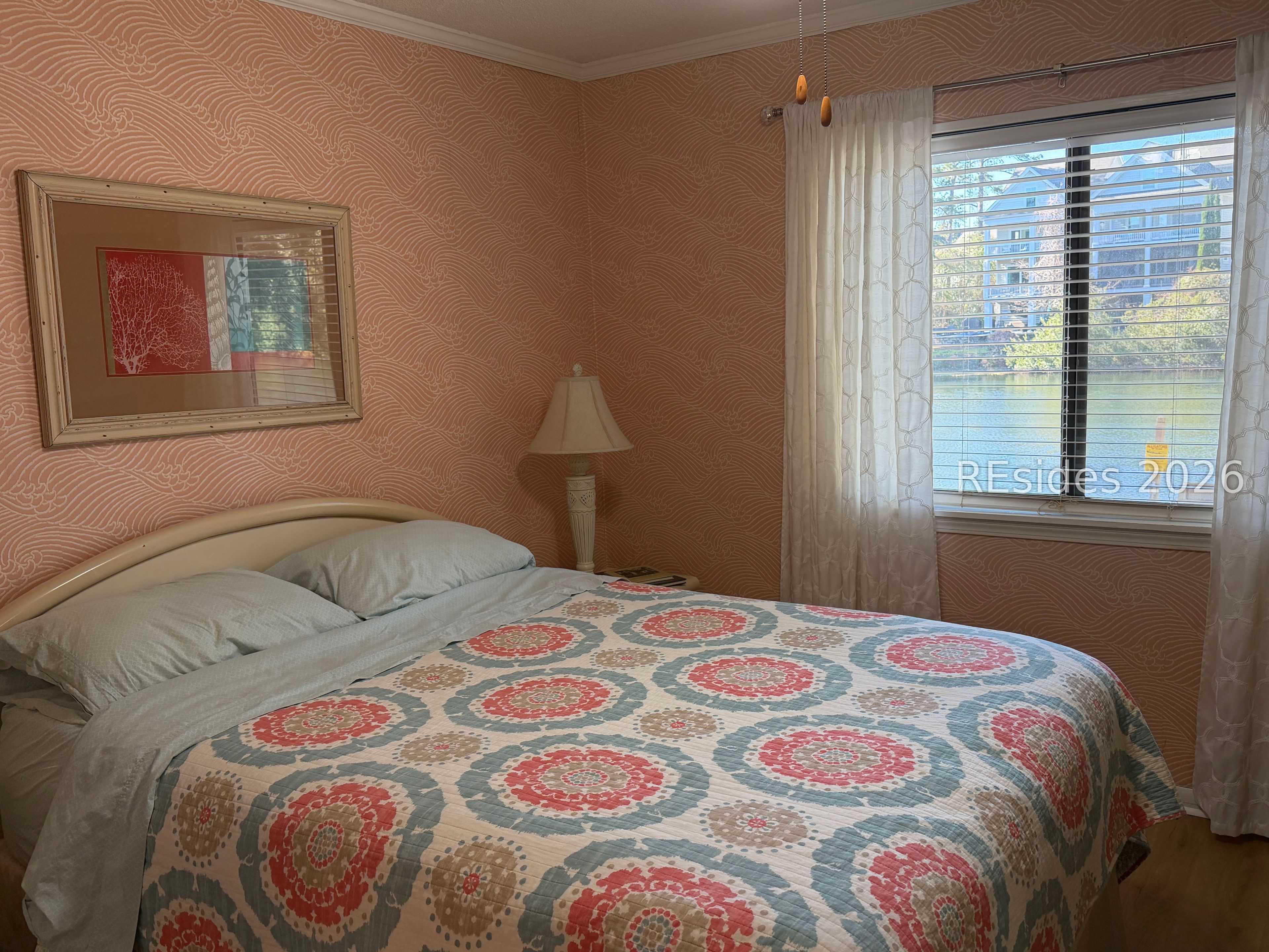 40 Folly Field Road, Unit C4 Hilton Head Island, SC 29928 - Photo 15 of 53 Nicely decorated Master bedroom