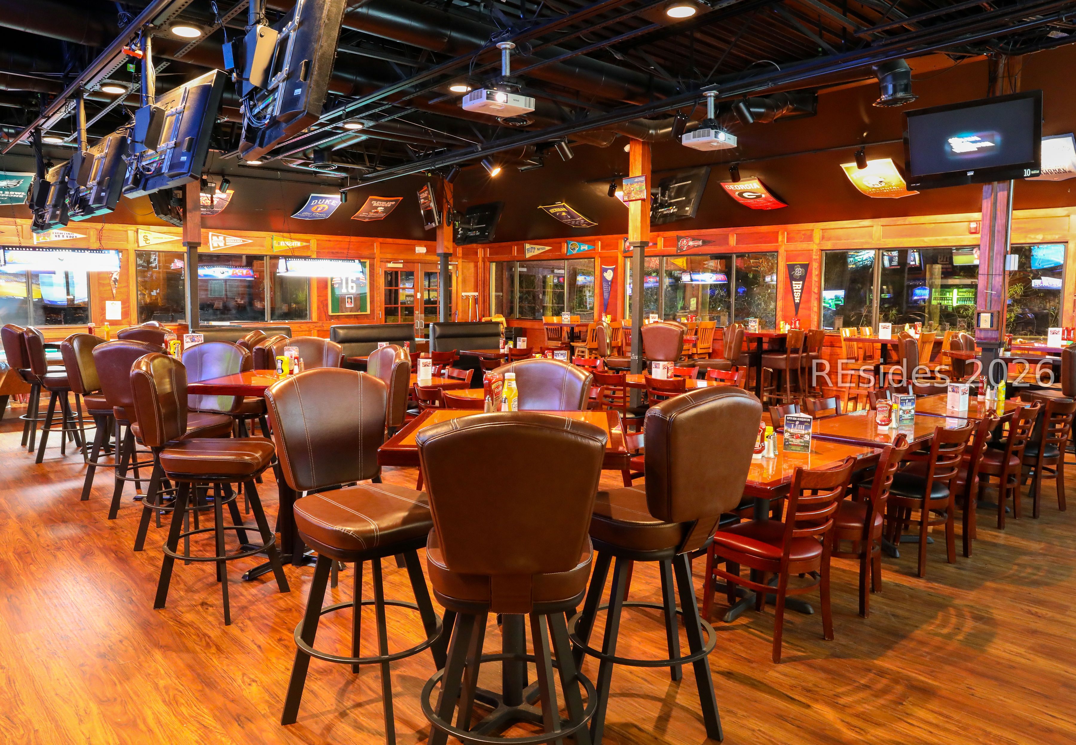 40 Folly Field Road, Unit C4 Hilton Head Island, SC 29928 - Photo 51 of 53 Sports bar
