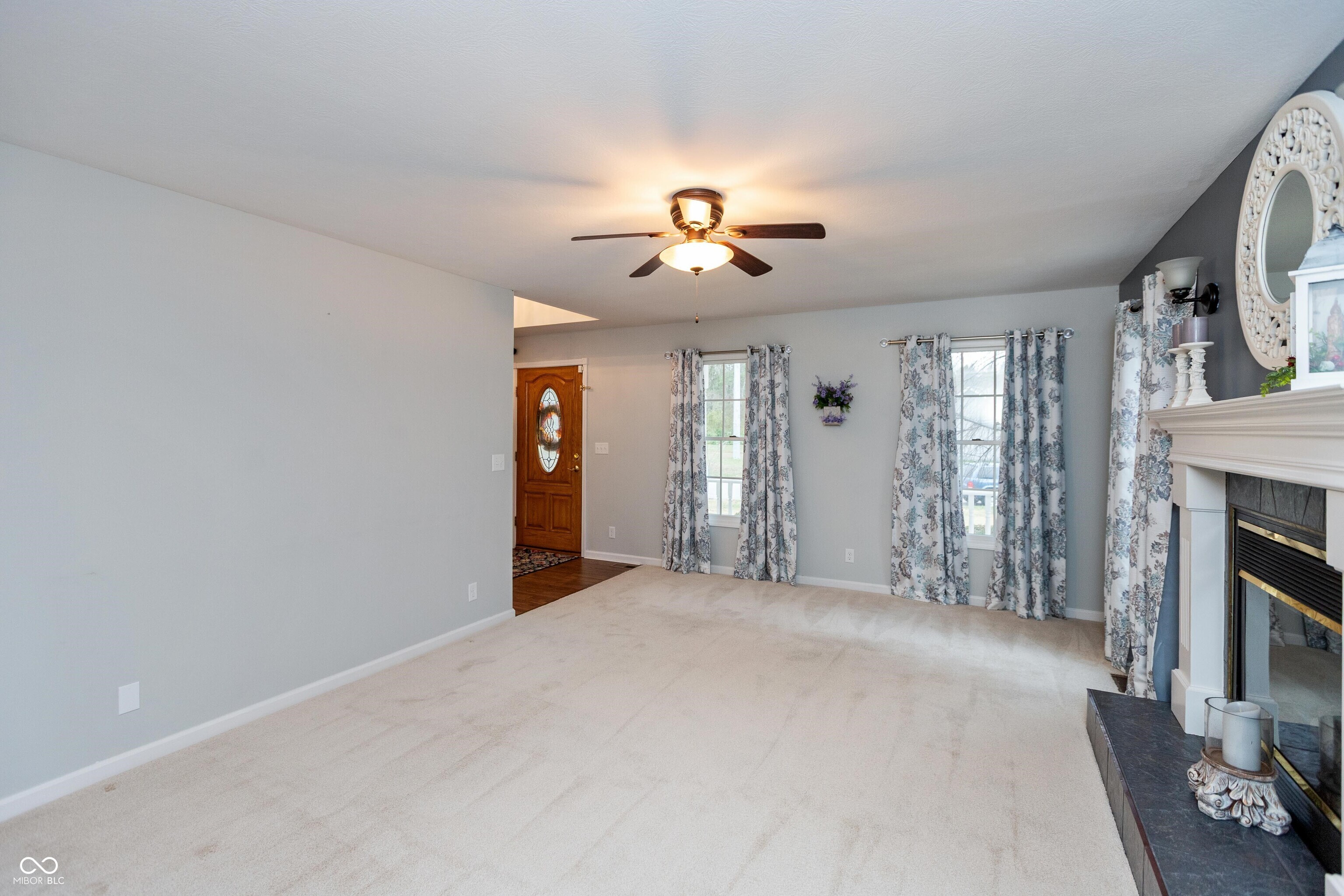 2831 Whitney Way Seymour, IN 47274 - Photo 4 of 33