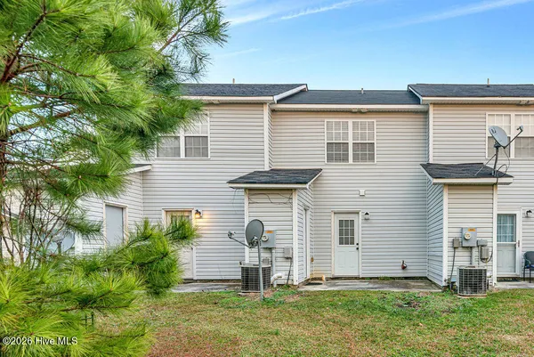 $163,000 | 909 Timberlake Trail, Jacksonville, NC 28546