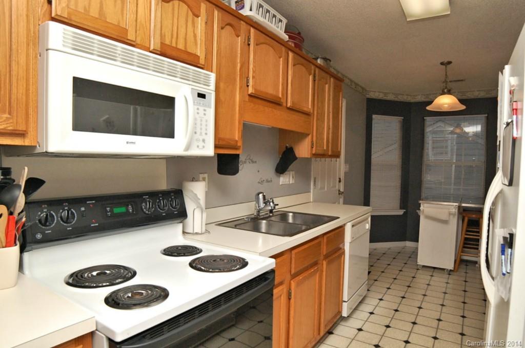 5915 Running Deer Road Charlotte, NC 28214 - Photo 11 of 24 Gallery Image 11