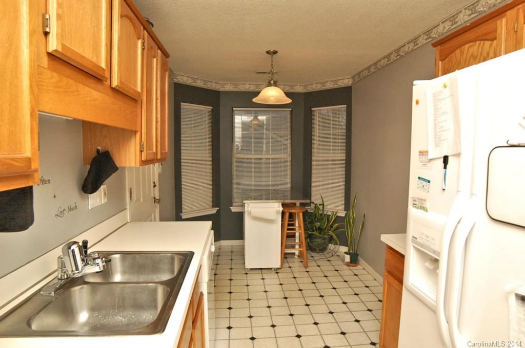 5915 Running Deer Road Charlotte, NC 28214 - Photo 12 of 24 Gallery Image 12