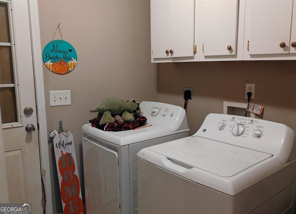 201 Boulder Creek Road Kathleen, GA 31047 - Photo 17 of 21 a utility room with dryer and washer