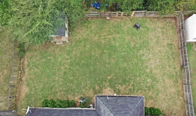 a view of a outdoor space and a yard
