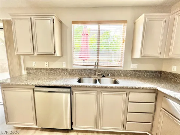 $2,300 | 1705 Encarta Street, Las Vegas, NV 89117
